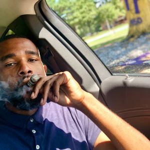 Meet your Posher, Derrick